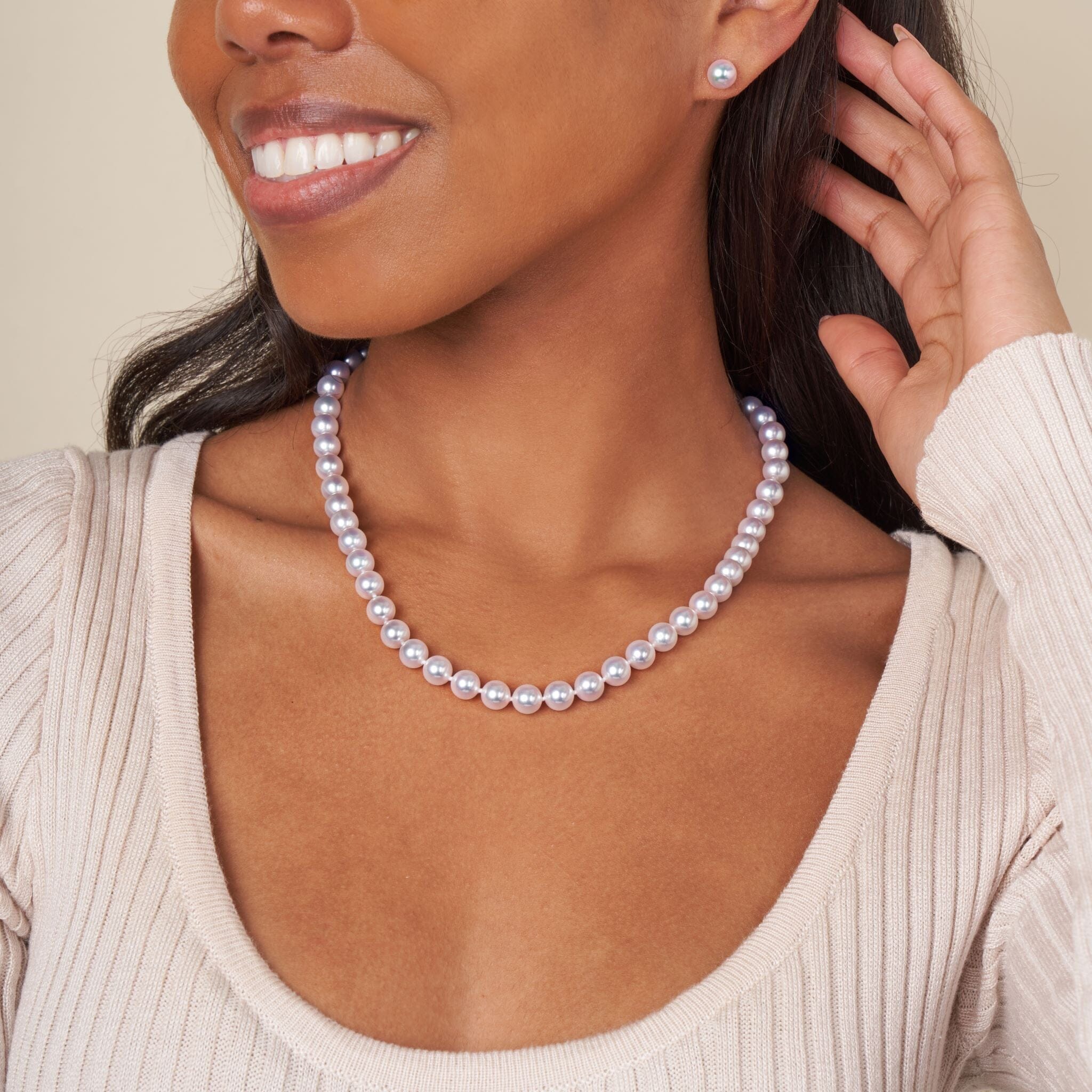 Personalized 18 Inch 7.5-8.0 mm Hanadama Akoya Pearl Circle Clasp Necklace on model