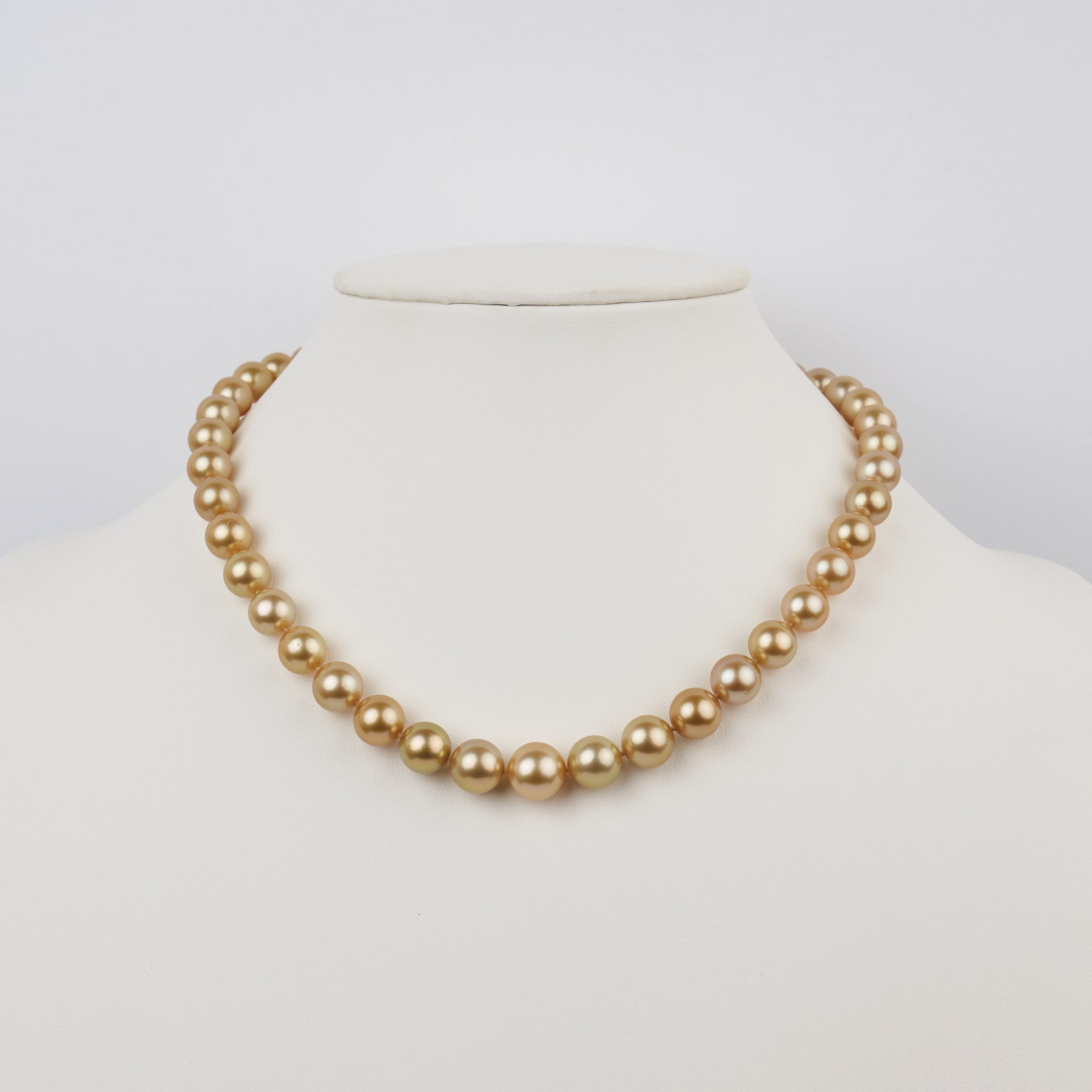 8.4-11.6 mm AA+/AAA Round Golden South Sea Pearl Necklace bust view