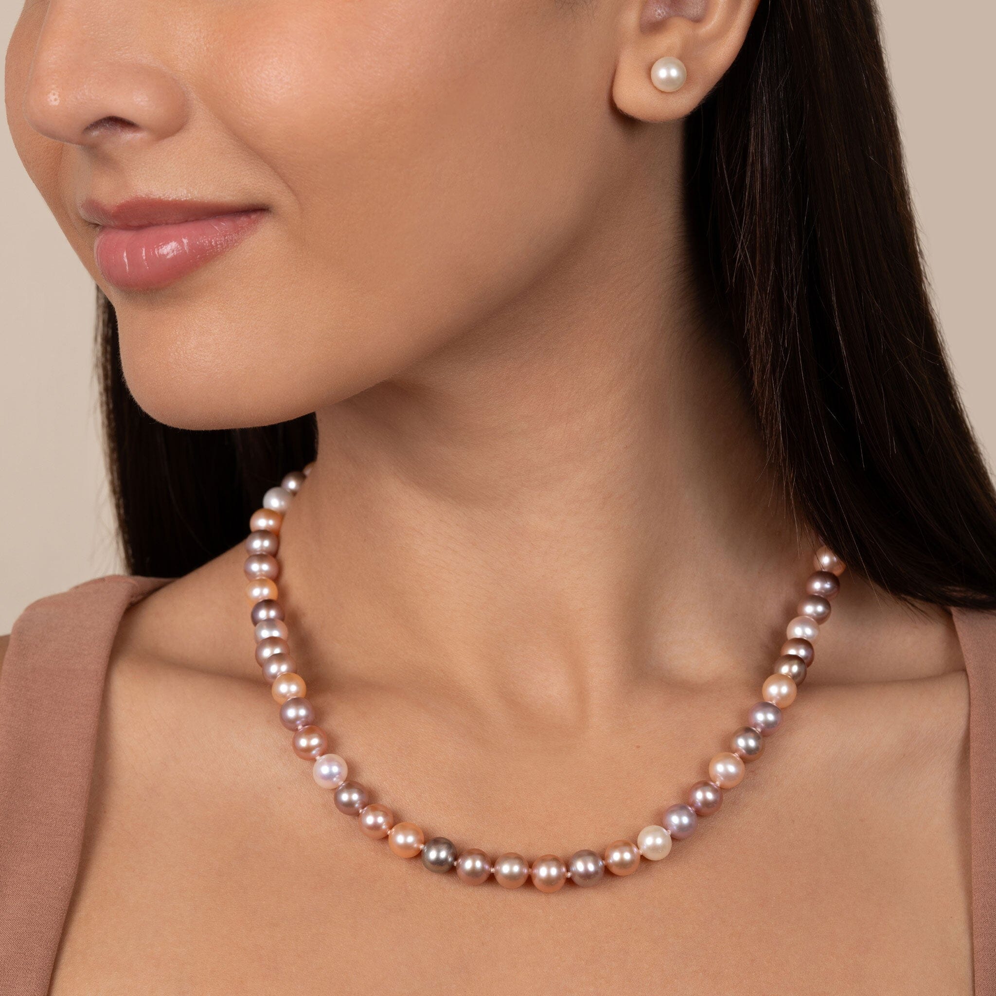 Model wearing 7.5-8.0 mm Multicolor Freshwater Pearl Necklace 18 inch