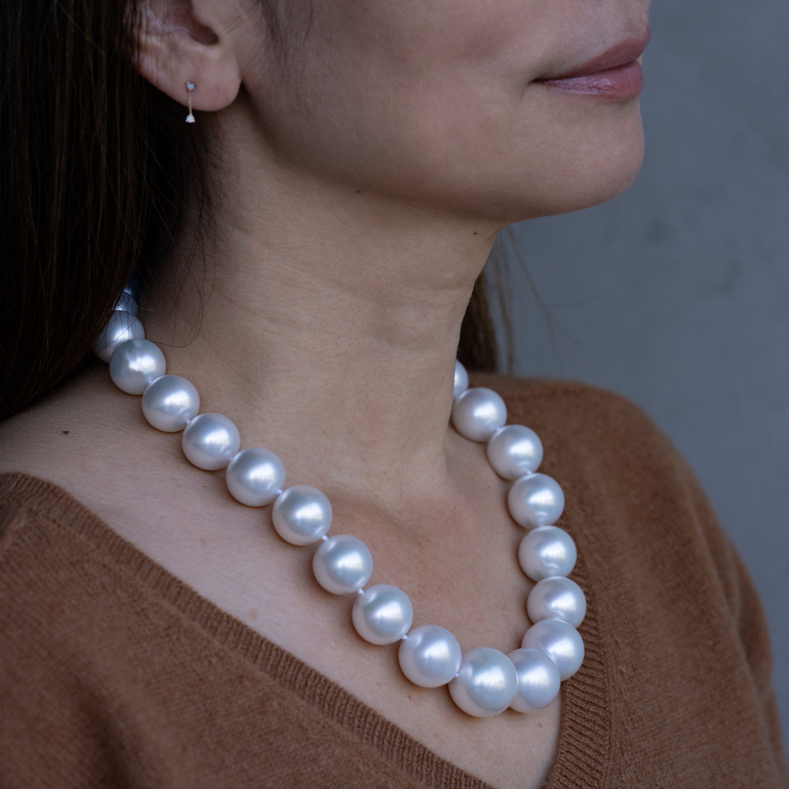 16.0-20.2 mm AAA White South Sea Round Pearl Necklace