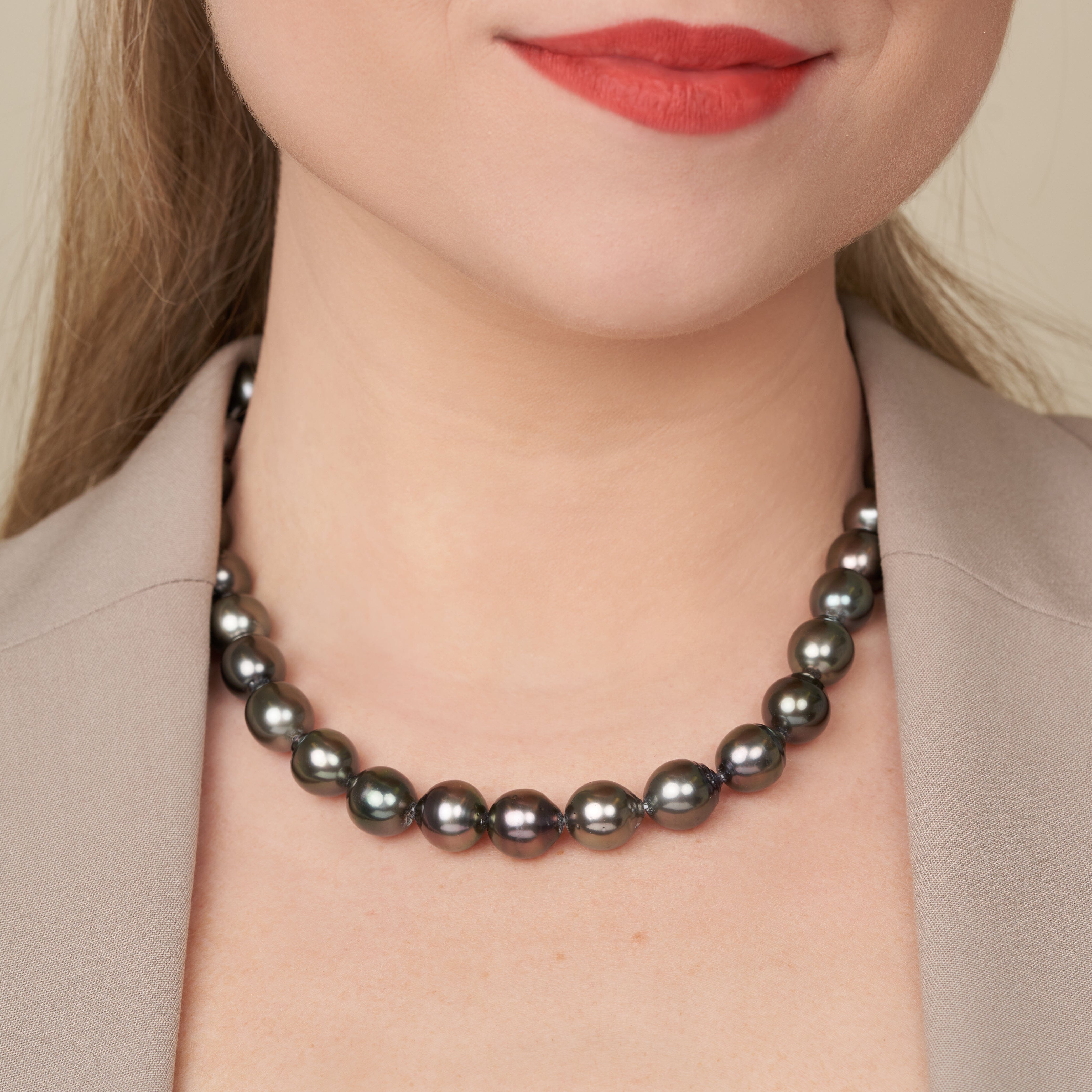 11.1-11.9 mm AA+/AAA Baroque Tahitian Pearl Necklace on model